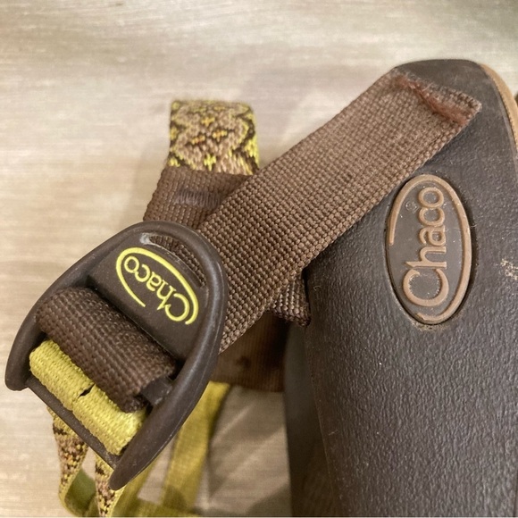 CHACO Sz 8 Kaleidoscope Double Strap Vibram Sole Wrap Toe Pull  Closure Sandals - Picture 7 of 10